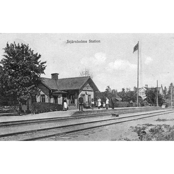 Stjärnholms station